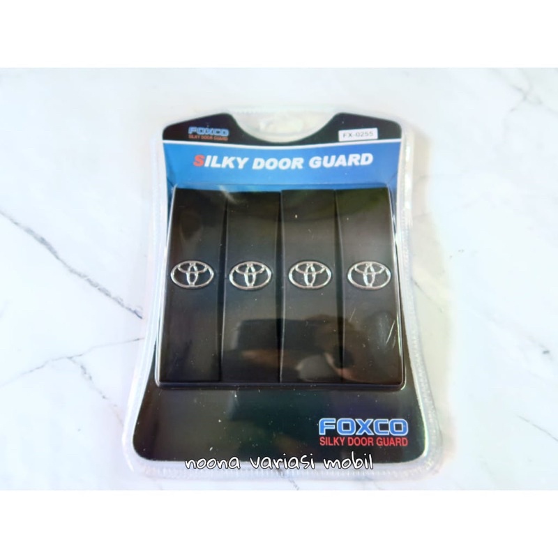 FOXCO silky doorguard logo emblem toyota karet pelindung pintu mobil toyota raize innova avanza