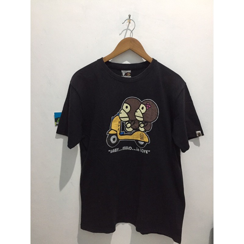 Tshirt a bathing ape Bape x baby milo in love original second