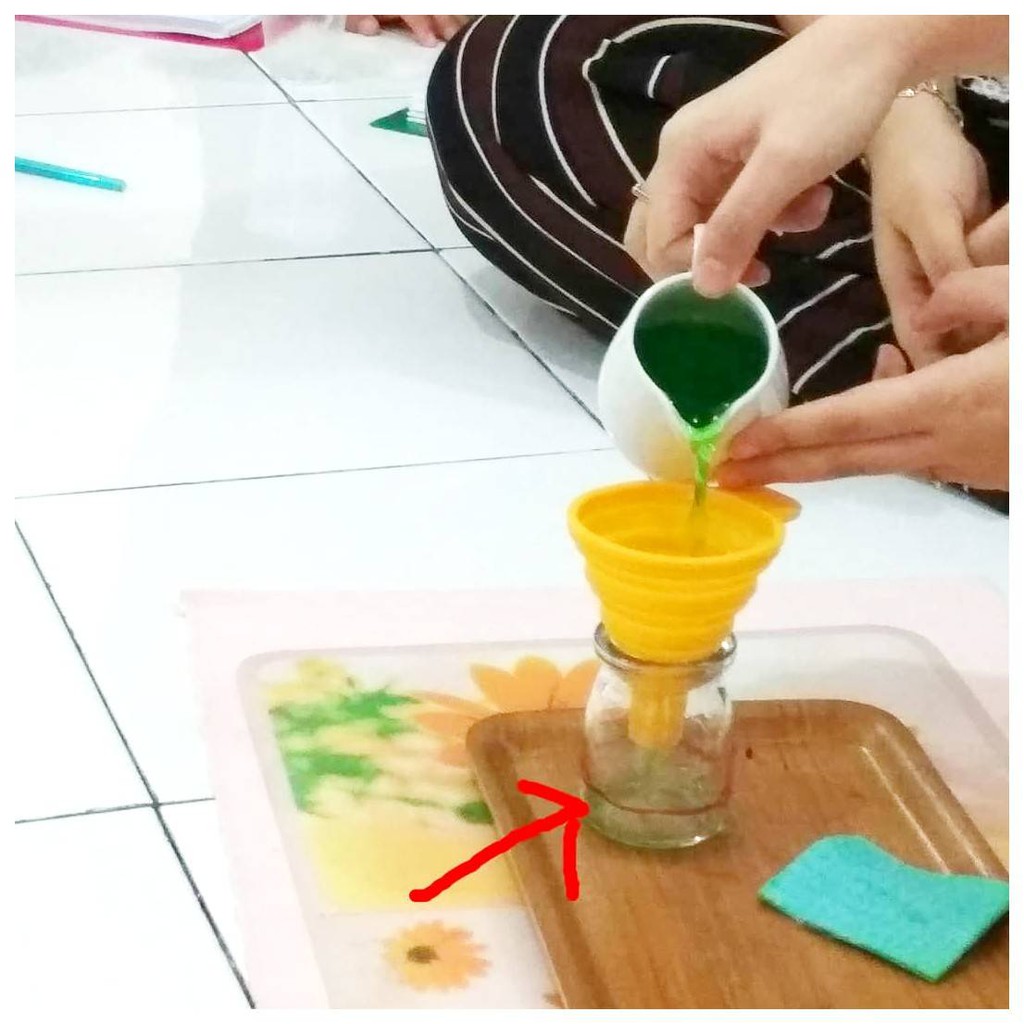 Zoetoys Corong Portable | For Montessori Practical Life Science Silicone Air Minyak Silikon Lipat Serbaguna Funnel | Mainan Edukasi Anak