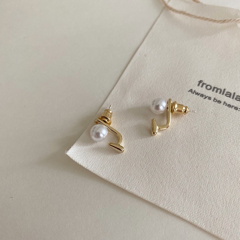 Anting Stud Mutiara Removable Warna Emas Gaya Korea Untuk Wanita