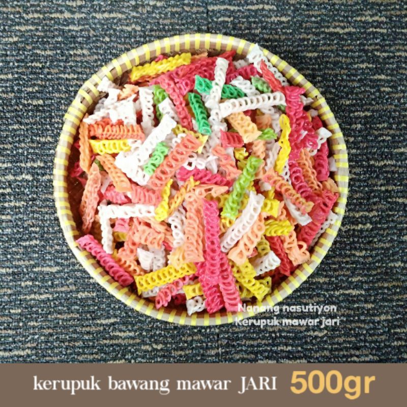 

Kerupuk bawang mawar jari mentah netto 500gram