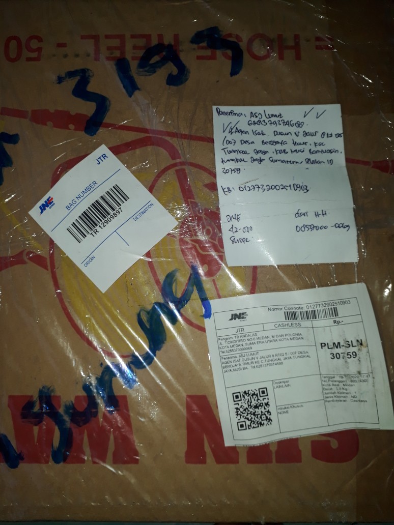 Tempat Alat Gulungan Gulung  Selang Air Taman Garden Water Hose Reel