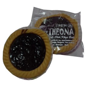 

PIE SUSU THEONA RASA COKLAT KEJU KHAS BALI (M1004)