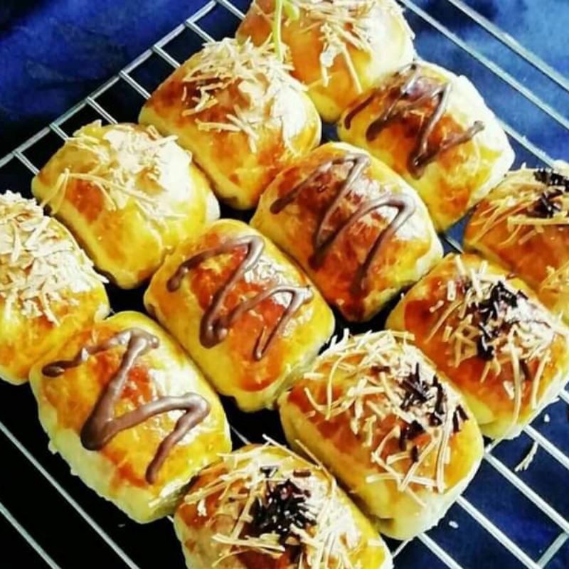

Bolen Pisang Keju dan Cokelat