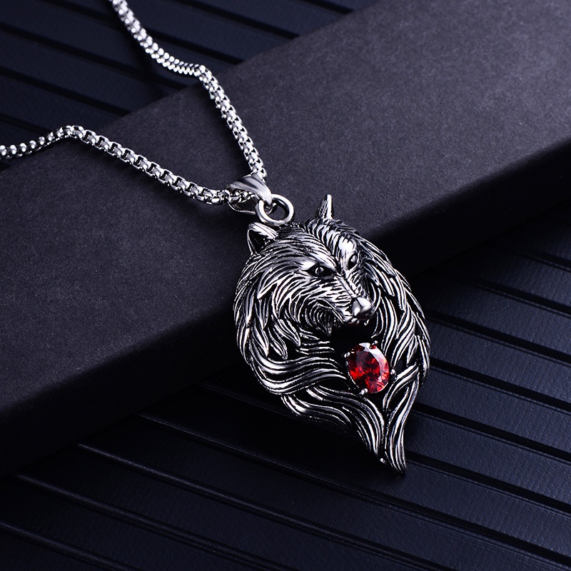 Fashion wolf head personality accessories titanium steel chain men's wolf tooth necklace personality domineering necklace