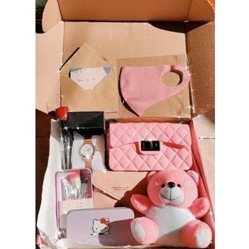 

[PRODUK PMC07] Kado ulang tahun cewek / anniv / wisuda / hadiah / ultah / kado cewek / hampers / gift box 0YN
