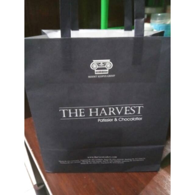 

(PRELOVED) PAPERBAG THE HARVEST