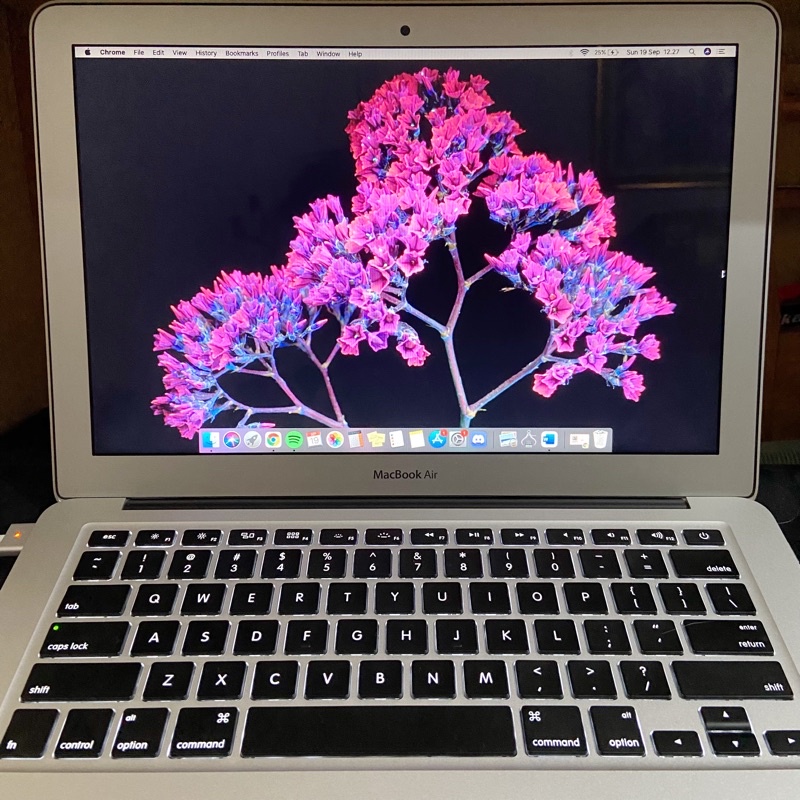 MacBook Air (13,3-inch, 2017) MQD321D/A - SECOND Like New