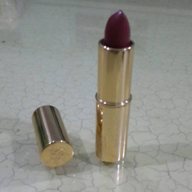 Estee lauder lipstick