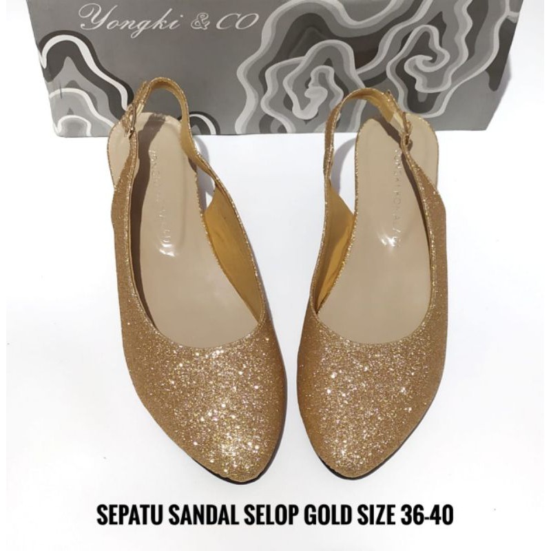 Flat Shoes Gold Yongki Komaladi