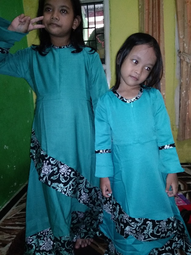 Batik Couple Keluarga Dilan Mutiara,bahan Balotelli Mix Katun Prada