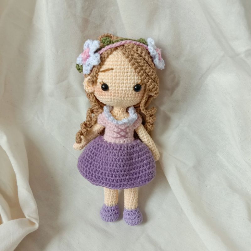 rapunzel amigurumi boneka rajut