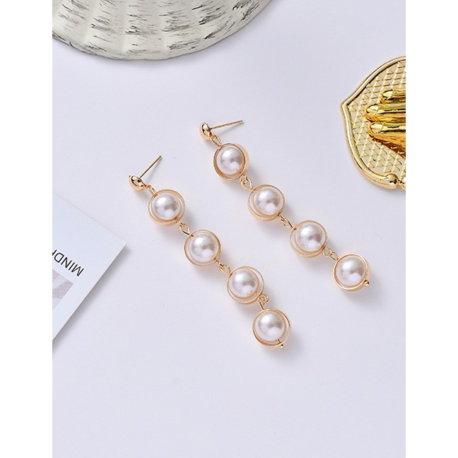 LRC Anting tusuk Fashion Golden Pearl Round Hollow Tassel Earrings D80650