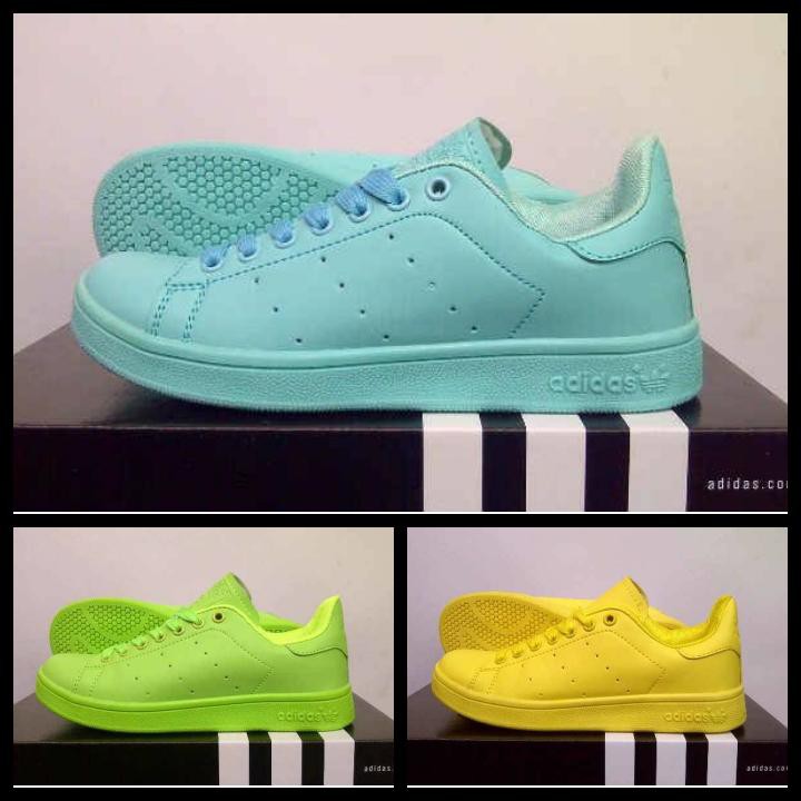 DISKON  Sepatu Adidas Stan Smith