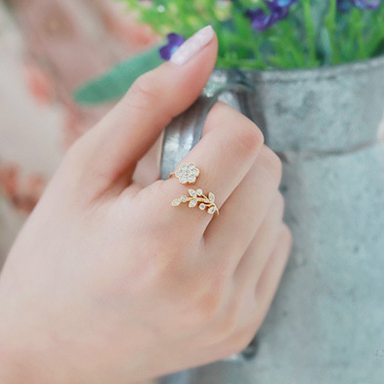Cincin Adjustable Untuk Wanita Rings Mini Bunga Fashion Aksesoris / Cincin Bunga Wanita Import