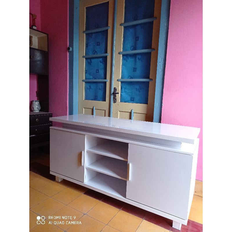 HPL Lemari Buffet TV JEMBER