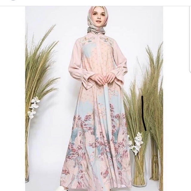 Neisha dress Ria miranda