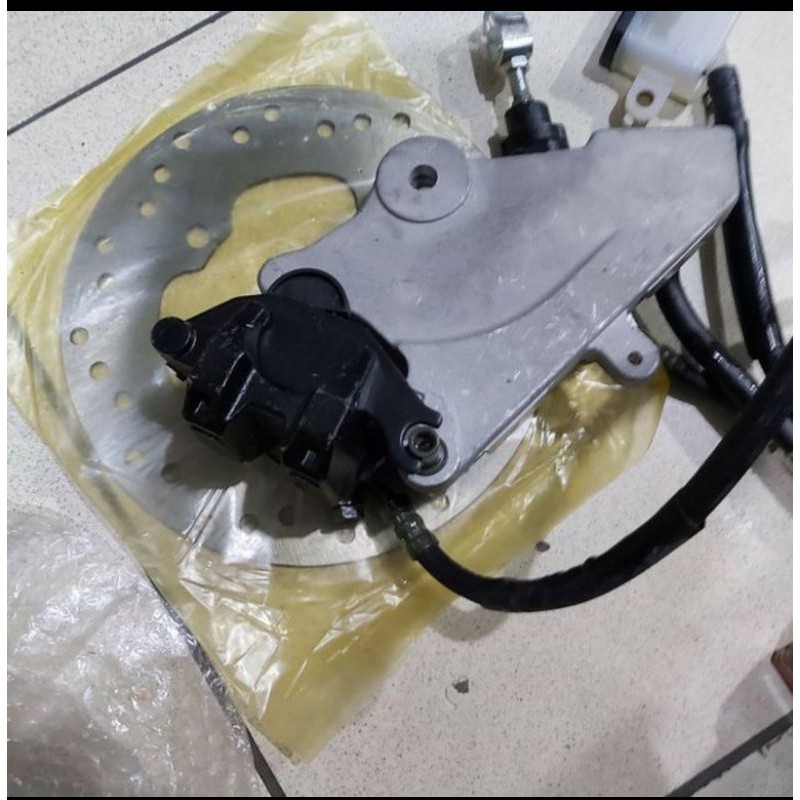 cakram belakang set tinggal pasang untuk tiger lama rubahan tromol tiger revo tiger 2000.cakram.revo