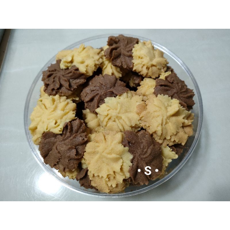 

Kue Kering, Toples Ukuran 250 gr