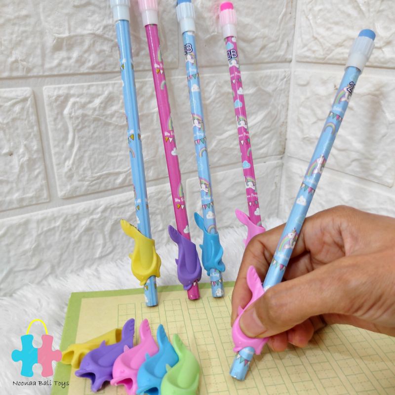 

Pencil Grip - Alat Bantu Memegang Pensil