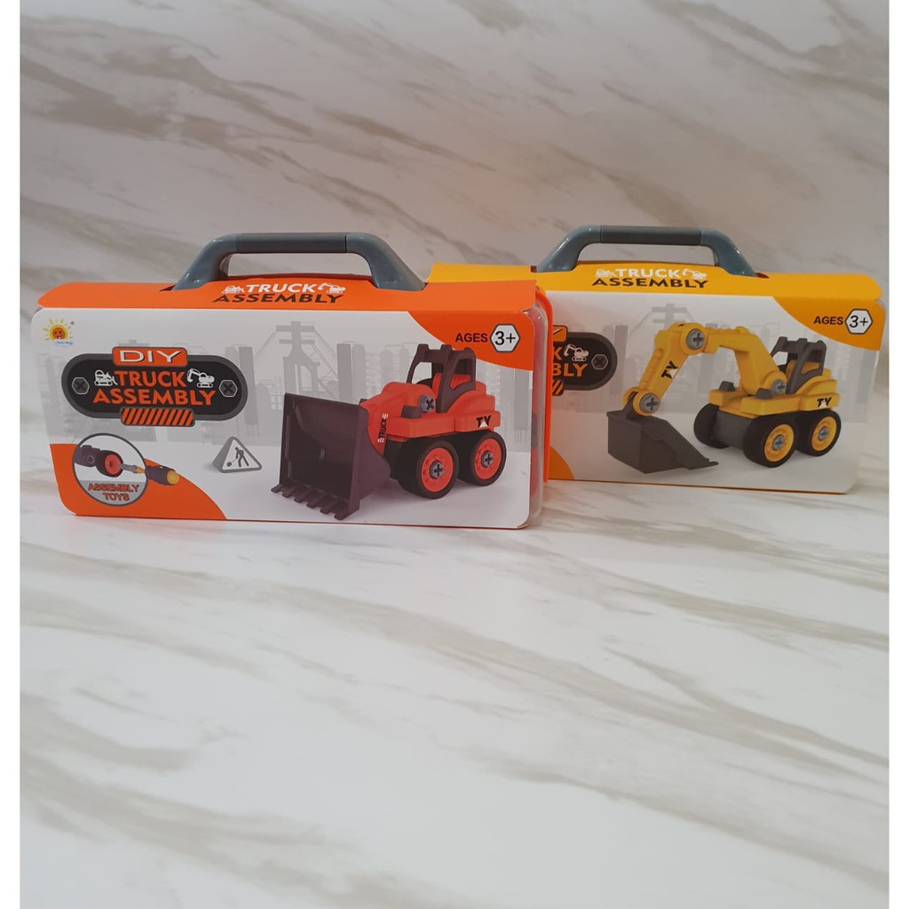 MAINAN MERAKIT MOBIL BULDOZER DIY TRUCK ASSEMBLY