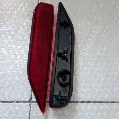 lampu reflektor bemper belakang Mitsubishi xpander original set