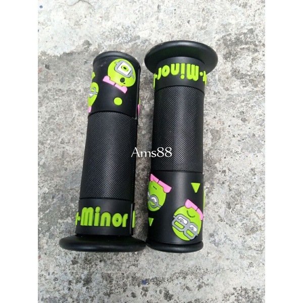 Handgrip Handfat Grip Motor Variasi Warna Black Motif kartun Minion New Terbaru Universal Semua Motor