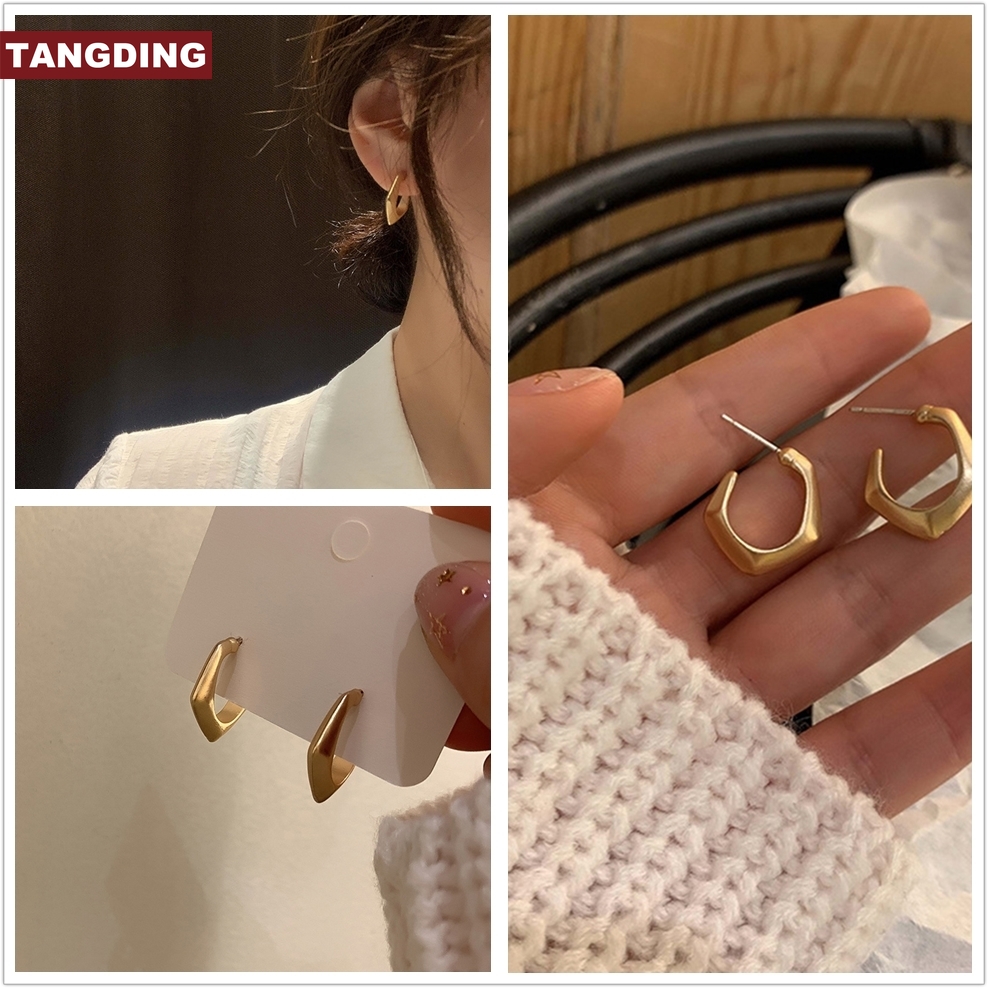 【COD Tangding】Simple Ins Korea New Fashion Open Size Earrings for Women Girl Earstuds