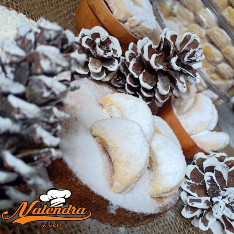 

Kue Putri Salju 250g