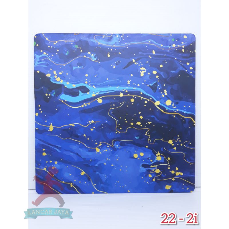 tatakan kue/alas kue / tatakan kue kotak /alas kue tart /tatakan kue tart ukuran 22