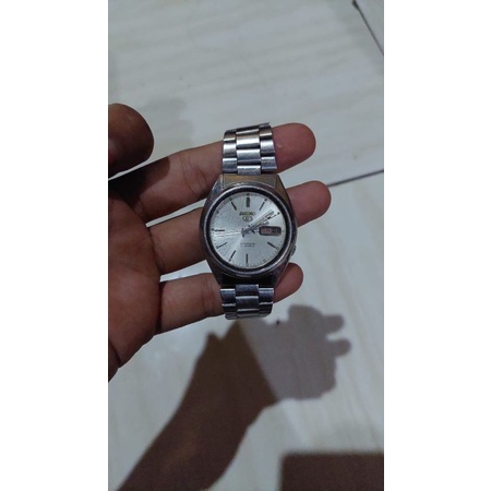 JAM PRIA IMPORT BERKUALITAS