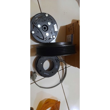 puli pulley kompresor ac mobil eskudo 2.0 magnet clut klat klet escudo 2.0 2000cc