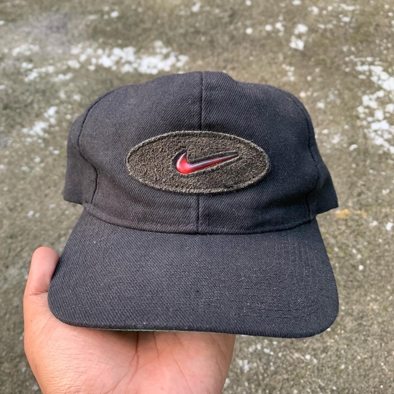 Topi NiKE oval vintage