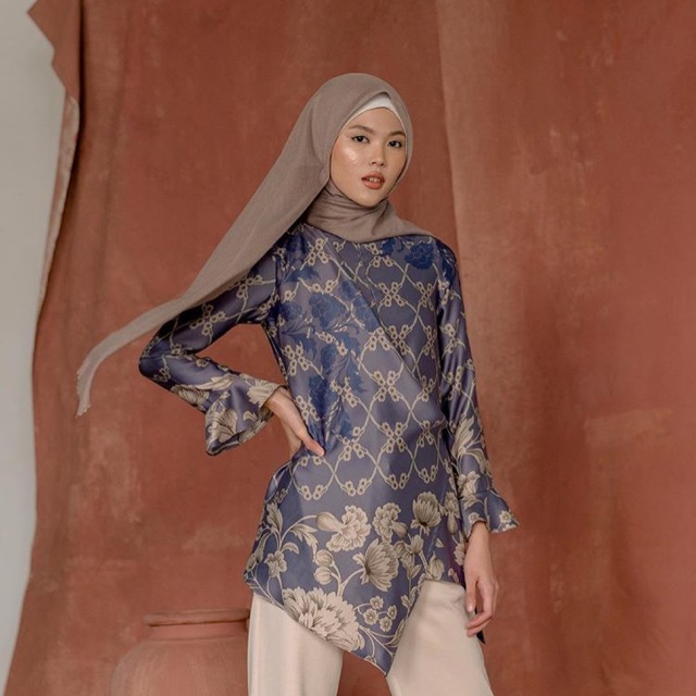 Sumbawa Blouse by WearingKlamby size M NEW with box