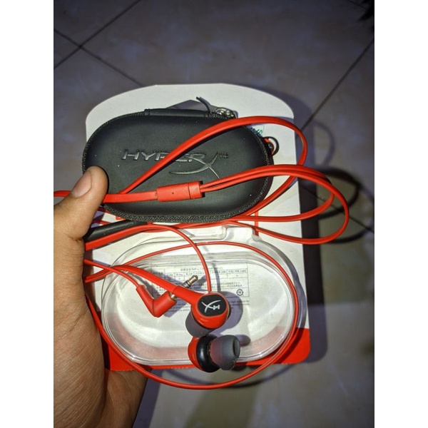 hyperX cloud earbuds second