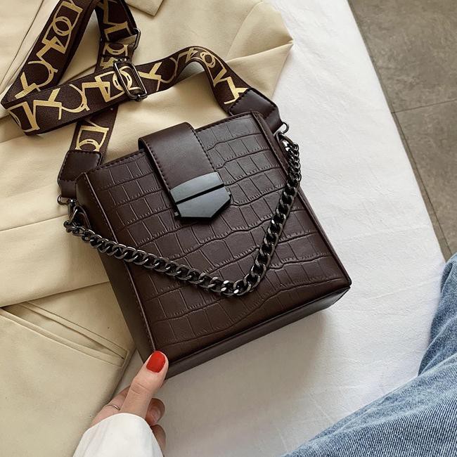 ♬ Tas Batam 3084 Tas Selempang Rantai Wanita Fashion Import ❂