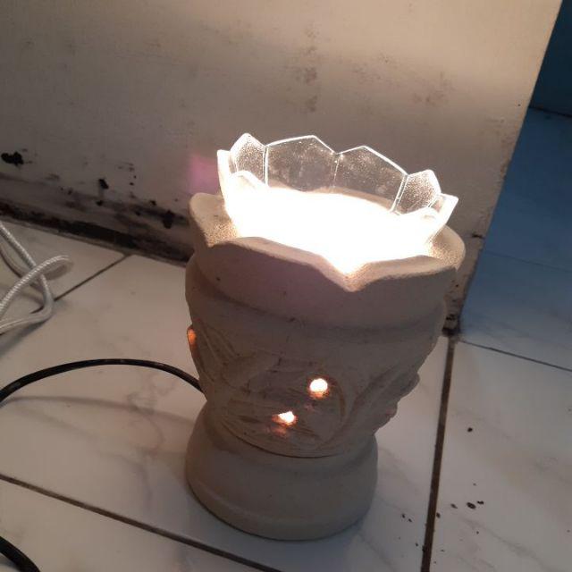 Tungku Aromaterapi Lisrik/elektrik/lampu Aromaterapi Bentuk Cawan