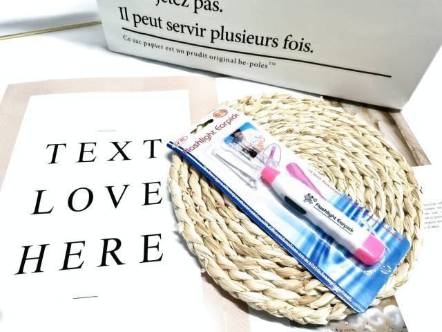 Pembersih Telinga / korek kuping Earpick Flashlight/ Earpick Lampu LED