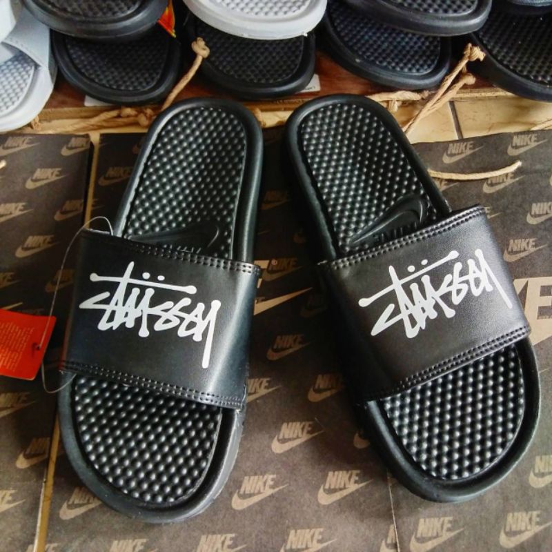 sandal Nike X Stussy Slide, Sandal Stussy merah Grade Original, Sandal Slop Pria Nike Smile Slides