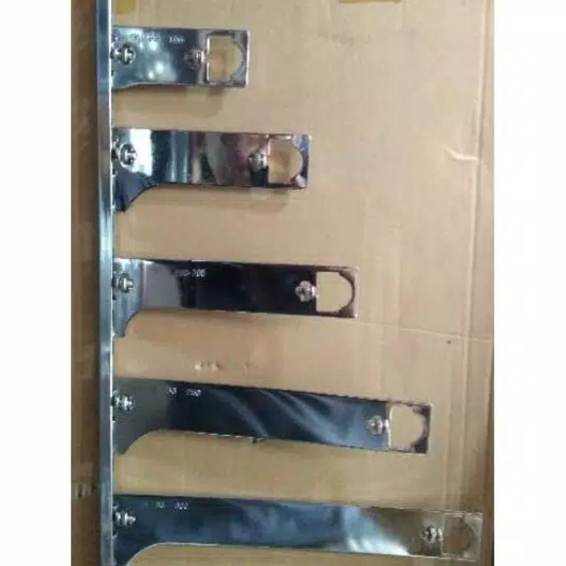 Breket Briket Multifungsi Besi Tebal / Dudukan Pipa Kotak Pipa Bulat Bracket / Penyangga Pipa Daun