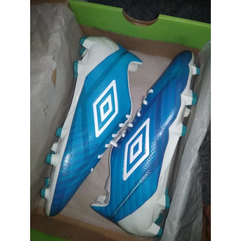 sepatu umbro original