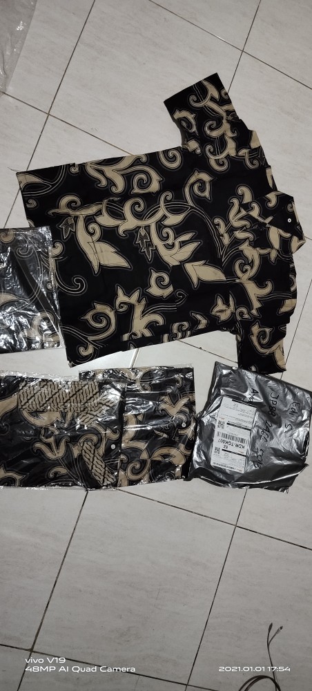 Batik Couple Pekalongan Kemeja Lengan Pendek Dan Blouse