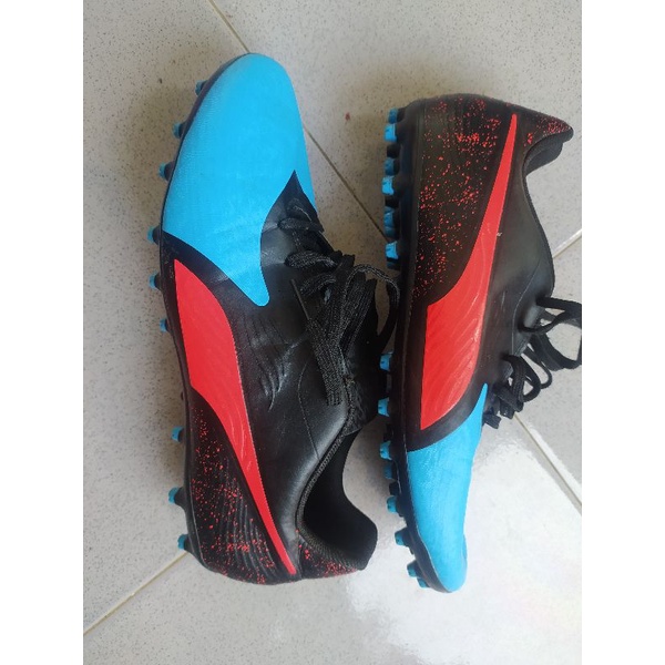 Sepatu Sepakbola Puma One Turf 19.4 size 40