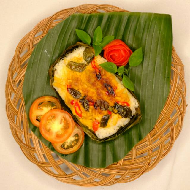 

Nasi Bakar Ayam Bumbu Kuning
