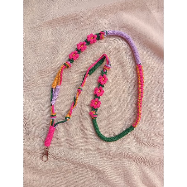 

Colorblock Macrame Lanyard/Tali Id Card