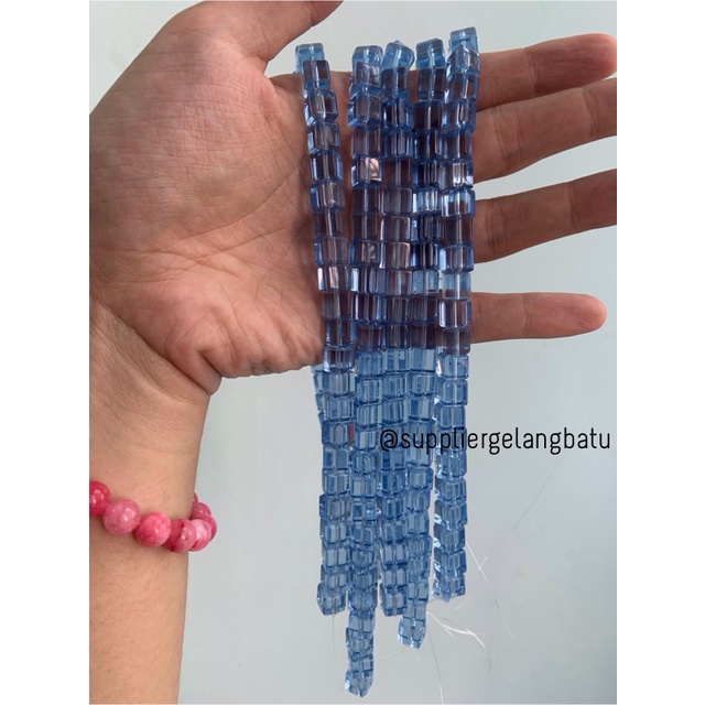 kristal Ceko kotak 8 x 8mm BLUE QUARTZ crystal biru bross manik manik