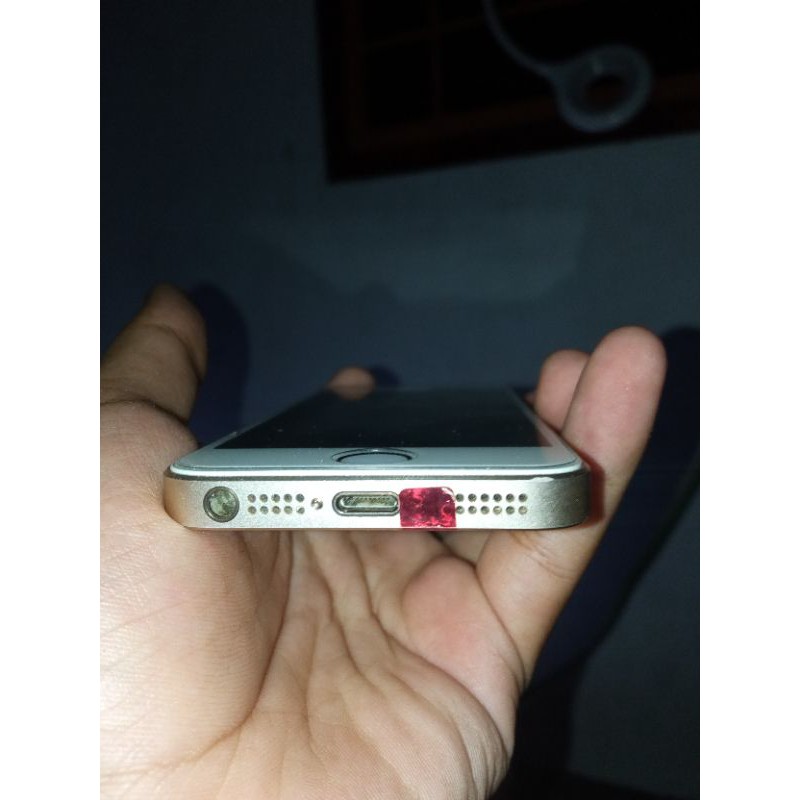 iphone SE 16GB Bypass