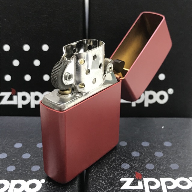 Zippo Matte Merah Motorsport Grade Ori