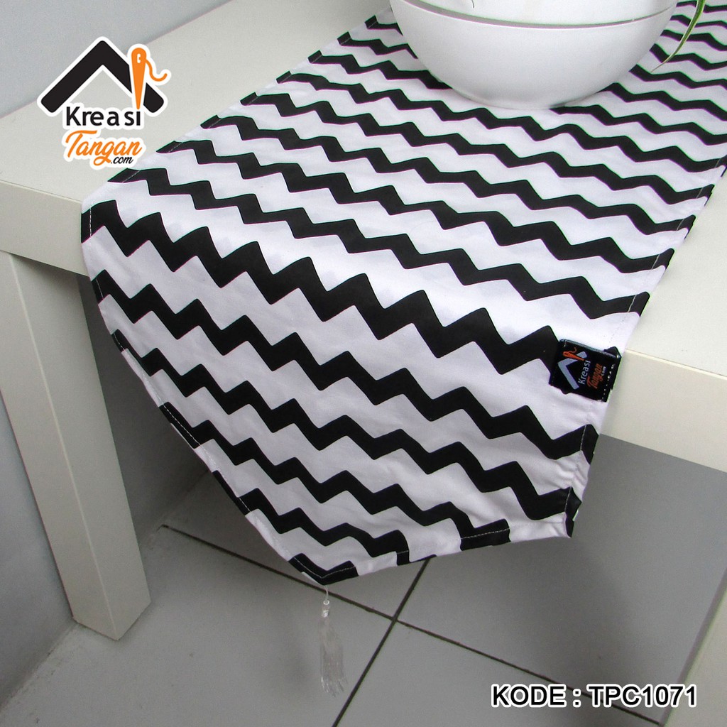 TAPLAK MEJA / TABLE RUNNER Ukuran 105x30 - 150x35 TPC1071