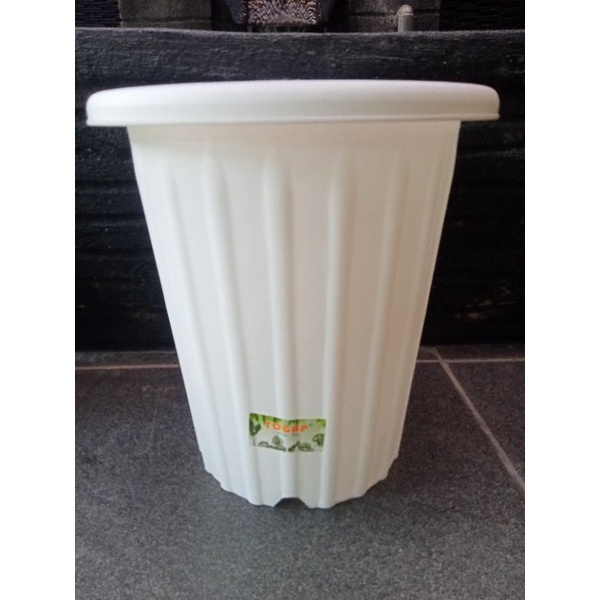 Pot Yogap 17/Pot Bunga Tinggi Yogap 17
